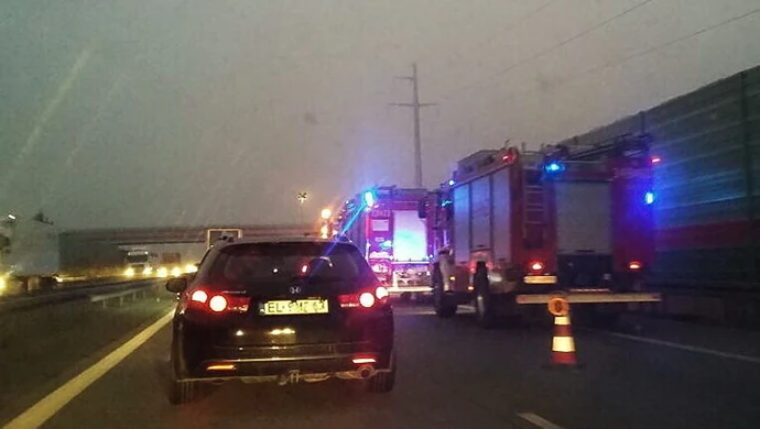 Wypadek na S8, ranna jedna osoba