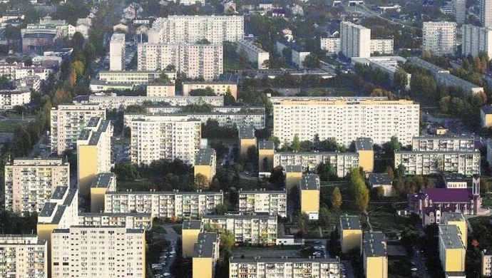 Ile rodzina z Piotrkowa wydaje na usługi komunalne?