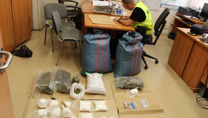 Narkotykowy biznes rozbity przez tomaszowskich policjantów