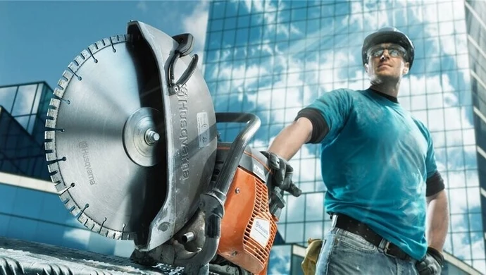 Jak wybrać przecinarkę do glazury?