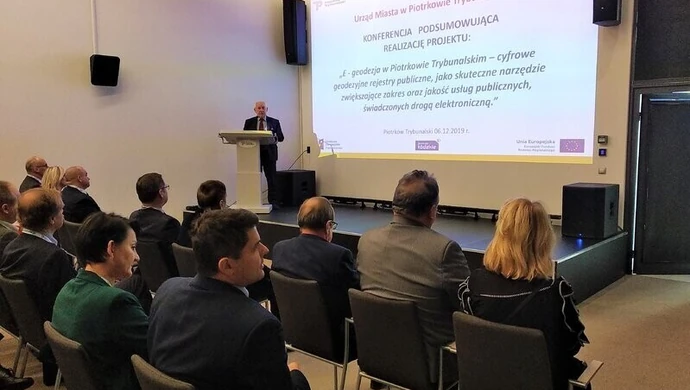 Projekt e-geodezja w Piotrkowie oficjalnie podsumowany