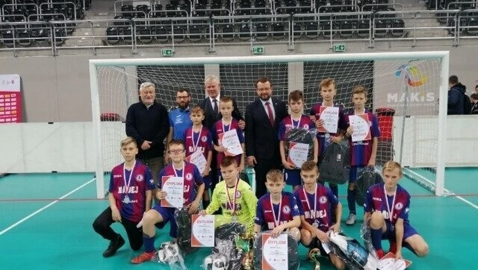 Młodzi piłkarze Piotrcovii wicemistrzami województwa