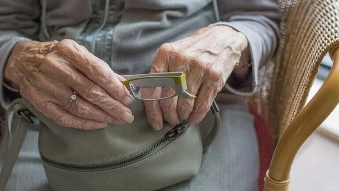 Urząd Regulacji Energetyki przestrzega przed nieuczciwymi praktykami sprzedawców energii elektrycznej lub gazu!