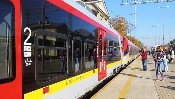 Jakie zmiany w nowym rozkładzie jazdy pociągów ŁKA?