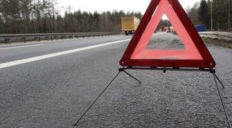 Na S8 zapalił się samochód