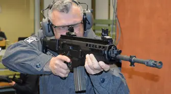 Nowa broń trafiła do piotrkowskiego Aresztu Śledczego