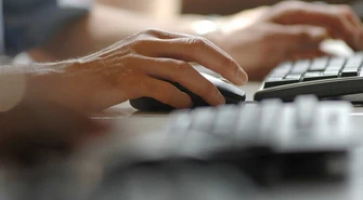 Elektroniczna lista obecności w pracy &#8211; wygoda i funkcjonalność