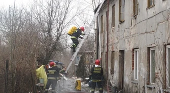 Pożar kamienicy w Piotrkowie (AKTUALIZACJA)