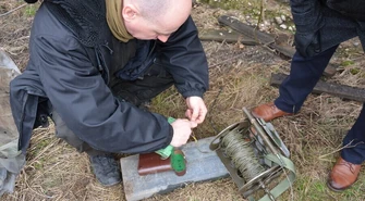 Antyterroryści i saperzy na S14 w Łódzkiem