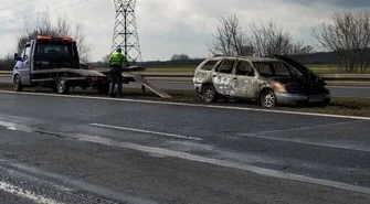 Na &#8222;gierkówce&#8221; spalił się samochód 