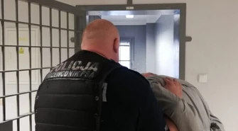 Twardosławicka w Piotrkowie. Policja zatrzymała włamywaczy 