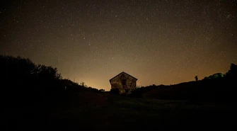 Gdzie warto kupić dom z rynku pierwotnego w Warszawie i okolicach?