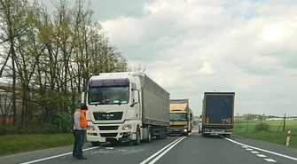 Droga Piotrków-Srock coraz bardziej niebezpieczna