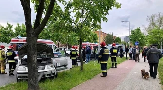 Zderzenie dwóch osobówek na Kostromskiej