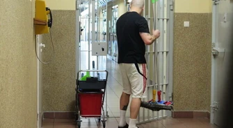 Areszt to nie hotel, nie ma tam sprzątaczek