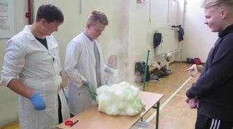 Młodzi naukowcy eksperymentowali w Piotrkowie