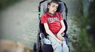 14-letni Tymek z Piotrkowa potrzebuje naszej pomocy