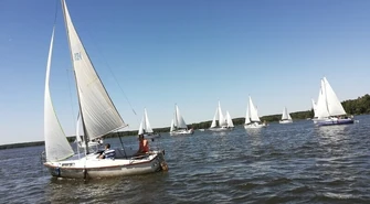 Parada jachtów znów popłynie przez Zalew Sulejowski