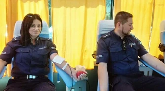 Policjanci z Wolborza oddali krew dla Kacpra