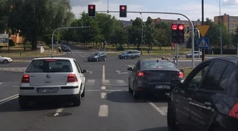 Skrzyżowanie Kostromska &#8211; Sikorskiego. Jest problem czy go nie ma?