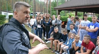 Młodzi Mołdawianie bawili się w ośrodku Służby Więziennej w Sulejowie