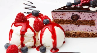 6 pomysłów na letni deser &#8211; sosy słodkie