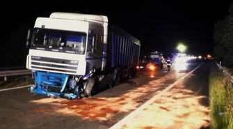 Ciężarówka zablokowała jezdnię na DK1