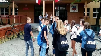 Koniec wakacji. Przed uczniami 10 miesięcy nauki (Aktualizacja)