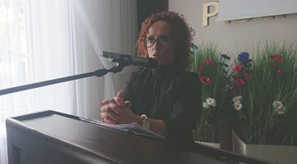 Radni odrzucili porozumienie marszałka ws. przeniesienia piotrkowskiej porodówki!  "Dlaczego każecie nam zwalniać lekarzy?"