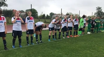 Piotrcovia rozgromiła rywala w pierwszym meczu