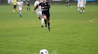 Zacięty mecz polonistów