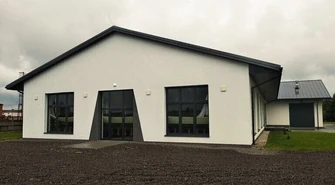 Dwa domy ludowe w gminie Wola Krzysztoporska zamknięte przez błąd wykonawcy