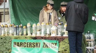 Znicze? Kupujcie od harcerzy!