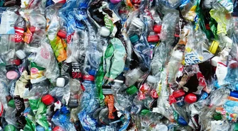 Raport: plastik większym problemem niż zmiany klimatu
