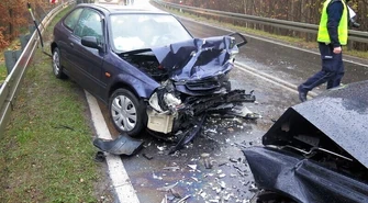 Wypadek w Cekanowie. Trzy osoby ranne (AKTUALIZACJA)