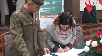 Uczniowie z Bujen będą się uczyć od terytorialsów