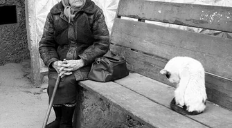 &#8222;Bardziej niż głodu boję się zimna&#8221;. Co wynika z raportu o biedzie w Polsce?