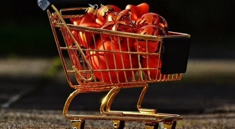 Co trzeci Polak zrobił już na początku grudnia zakupy świąteczne