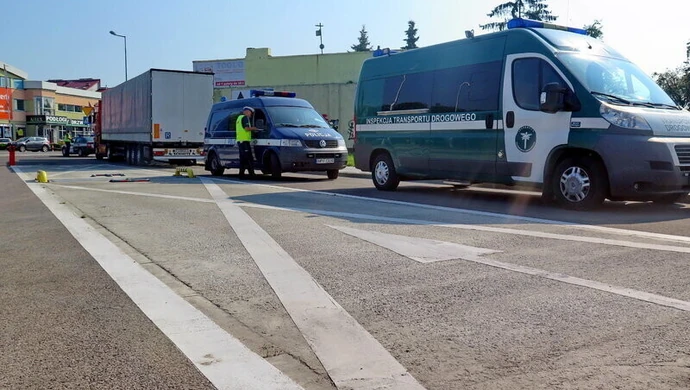 Przeciążone ciężarówki mają znikać z piotrkowskich ulic