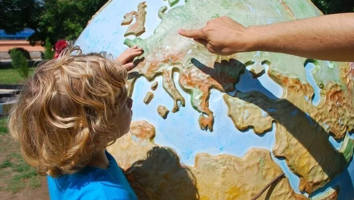 Nauka na dworze sprzyja dzieciom i nauczycielom