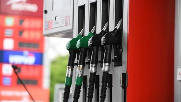 Analitycy rynku paliw: wyjazdy na ferie będą droższe niż rok temu