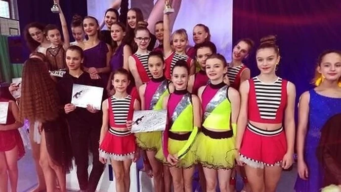 Tancerze z Jaskółczyna ciągle na podium