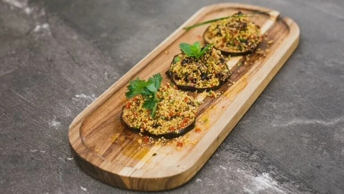 Burger czy sałatka? Polacy coraz chętniej eliminują mięso z diety