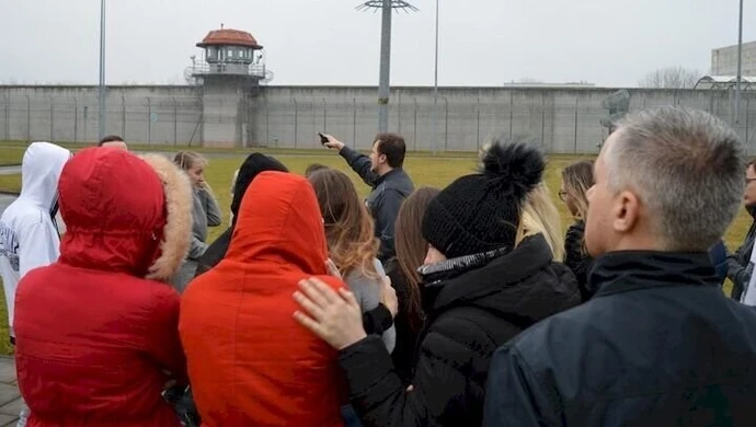 Studenci UJK odwiedzili piotrkowski Areszt Śledczy