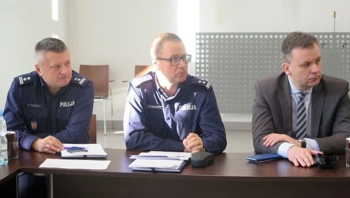 Śmigłowiec będzie patrolować ruch ciężarówek przez Piotrków