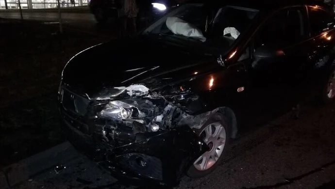 Trzy auta osobowe zderzyły się przy Lidlu