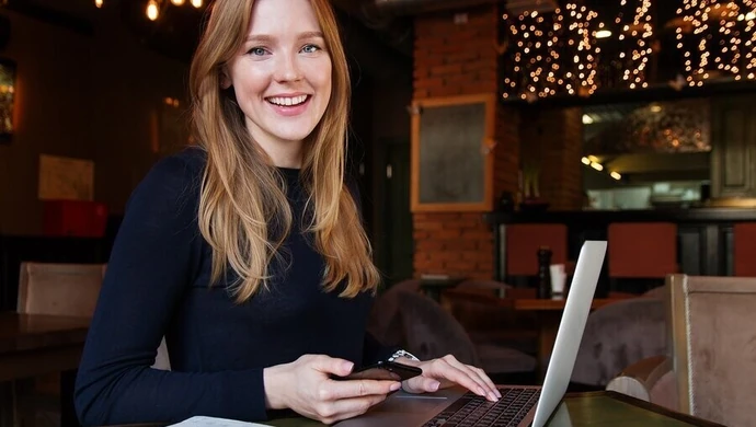 Pożyczki na raty – w czym są lepsze od kredytu?