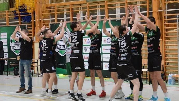 W fazie play-out Kasztelan może rozegrać dwa mecze