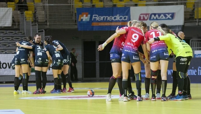 Piotrcovia wreszcie zwycięska, zdecydowały rzuty karne