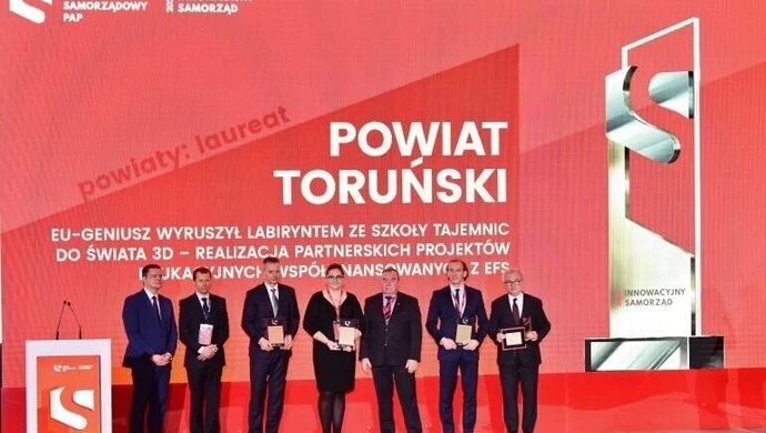 Toruński "EU-geniusz" uczy programowania i... życia